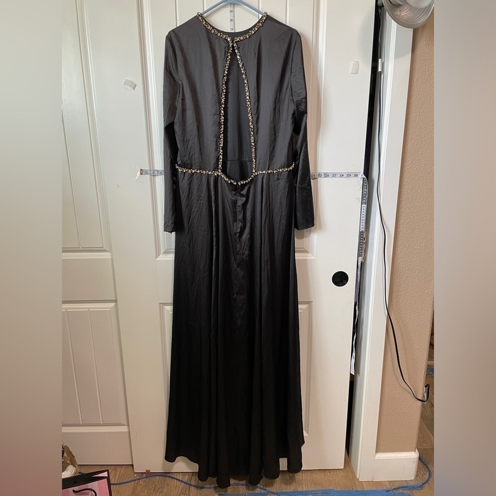 Ieena For Mac Duggal Embellished Satin Long-Sleeve Black A-Line Gown - Picture 3 of 7